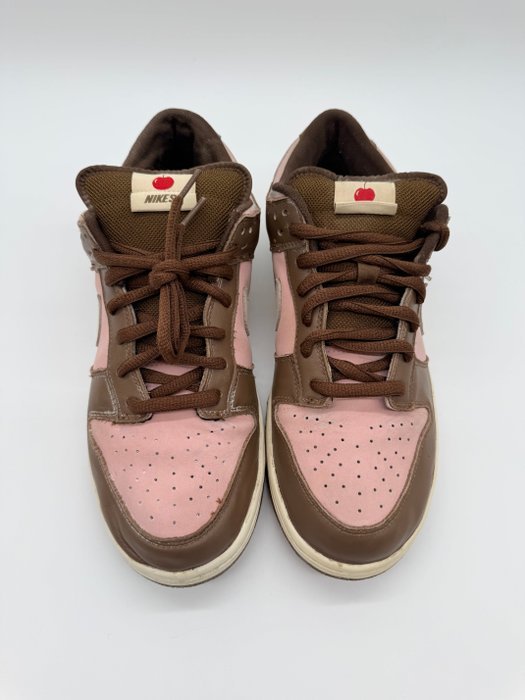 Nike - Nike SB Dunk Low Stussy Cherry - Sneakers - Size: EU 45 - Vintage - Image 3