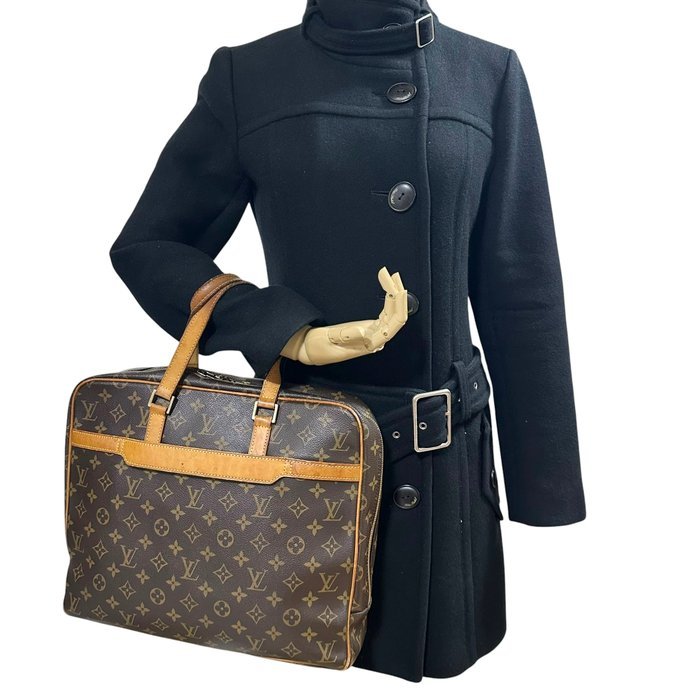 Louis Vuitton - Pegase - Handbag - Image 2