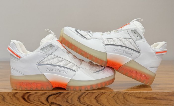 Louis Vuitton - A View - Sneakers - Size: EU 40.5 - Image 5