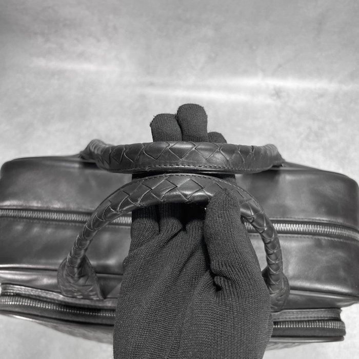 Bottega Veneta - Handbag - Image 7