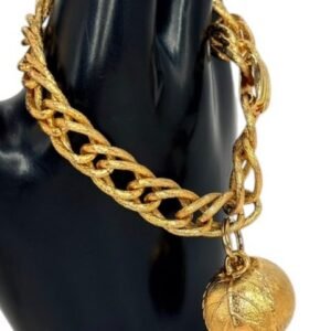 Napier - "Golden Apple" Charm Bracelet -Book Piece Designed by EUGENE BERTOLLI - 22 kt Gold Plated Vintage - Bracelet
