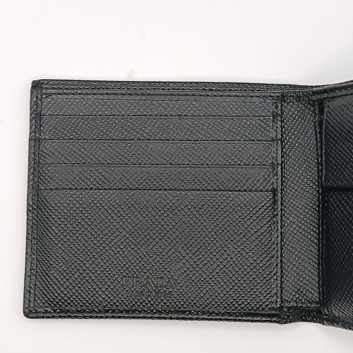 Prada - Portafoglio Prada in pregiata pelle Saffiano - Wallet - Image 7