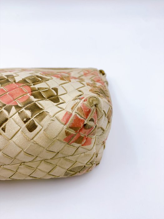 Bottega Veneta - Intrecciato floral wristlet - Shoulder bag - Image 7