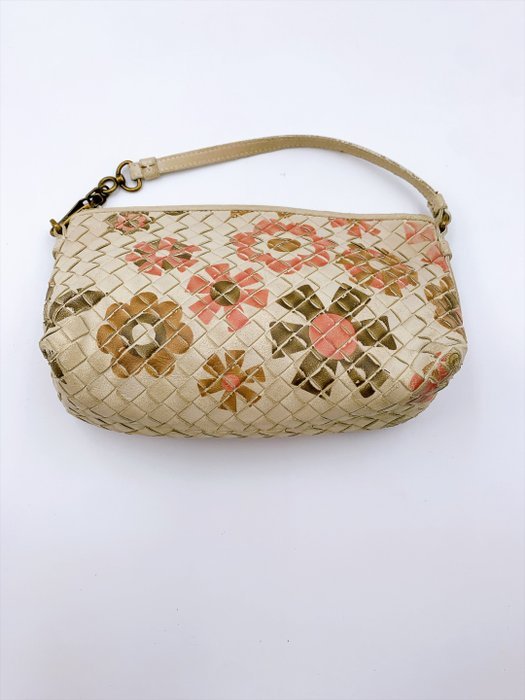 Bottega Veneta - Intrecciato floral wristlet - Shoulder bag - Image 2