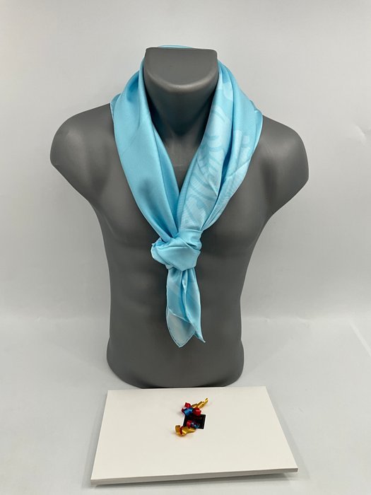 Burberry - 90/90 cm/SILK - Scarf - Image 4