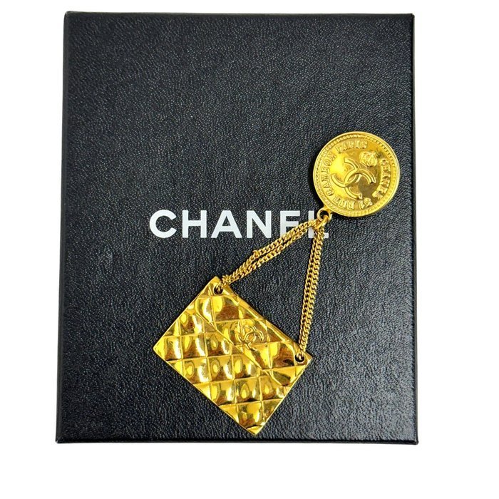 Chanel - Gold-plated - Brooch