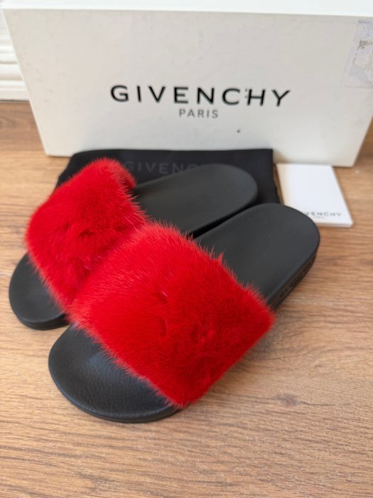 Givenchy - Mink fur - RRP 450 Eur - Slippers - Size: EU 37 - New in box