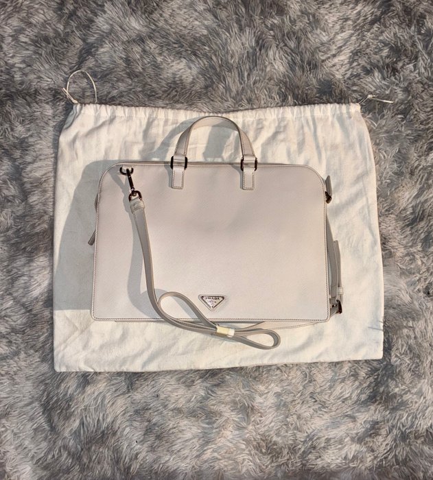 Prada - Shoulder bag
