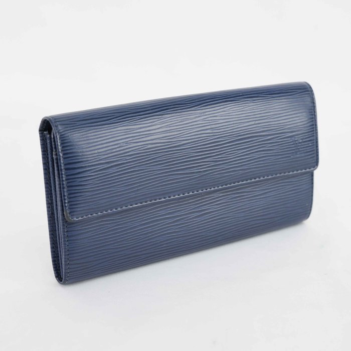 Louis Vuitton - Epi Leather Wallet Blue Long Wallet Silver-Tone Hardware Made in Spain - Wallet - Image 2