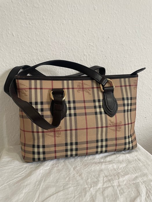 Burberry - Burberry London strong iconic Large Zip up bag - Handbag - Image 2