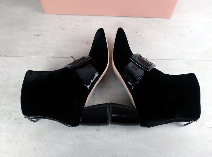 MIU MIU - Black Velvet/Patent Buckle Ankle Booties - Ankle boots - Size: EU 39.5 - Image 4
