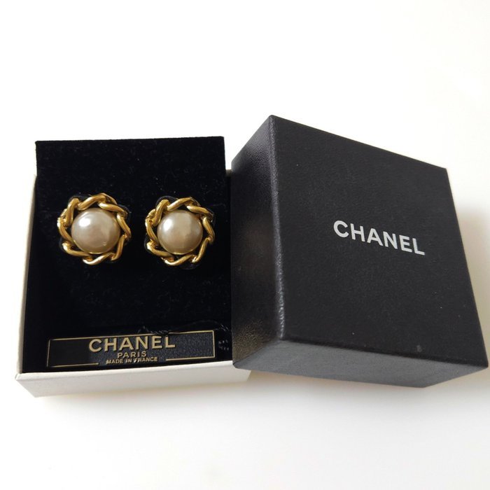 Chanel - Gold-plated, Leather - Earrings