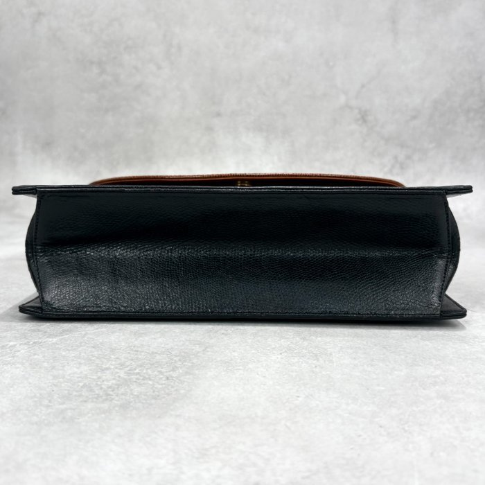 Givenchy - Handbag - Image 6