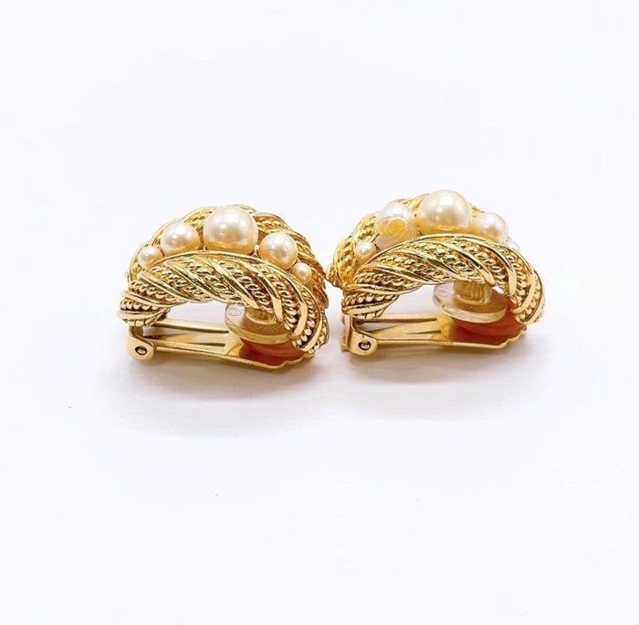 Christian Dior - Clip-on earrings Gold-plated Pearl - Image 4