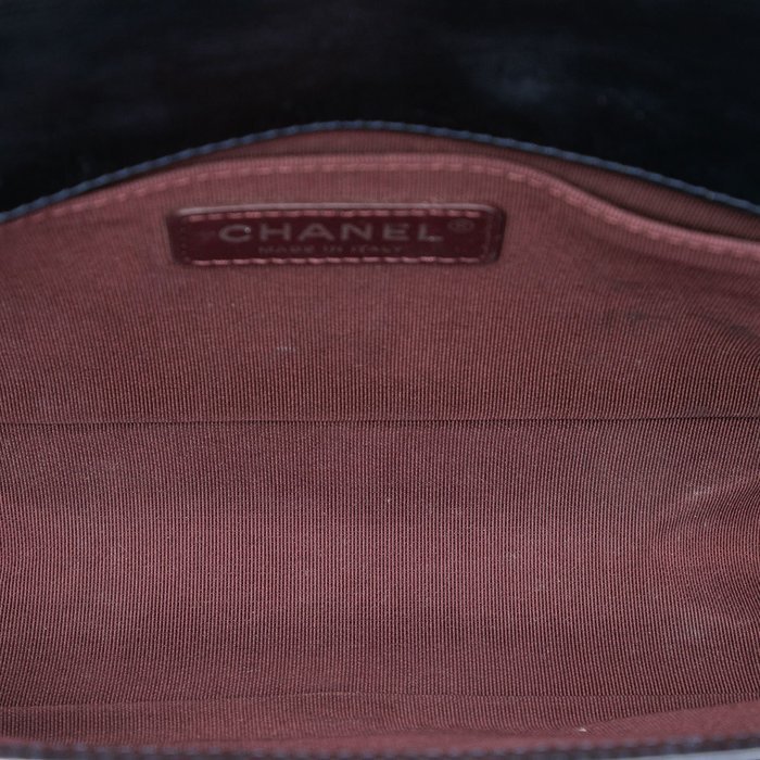 Chanel - Old Medium Quilted Glazed Calfskin Chain Around Boy Flap - Bag - Image 4
