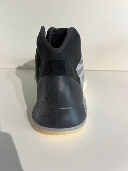 Adidas - YZY QNTM - Sneakers - Size: EU 40.5 - New with tags - Image 6