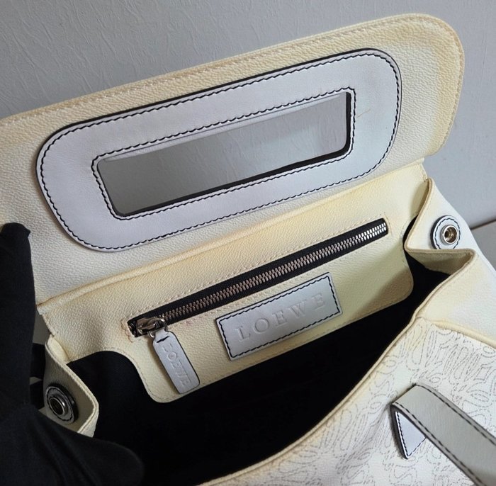 Loewe - Handbag - Image 7
