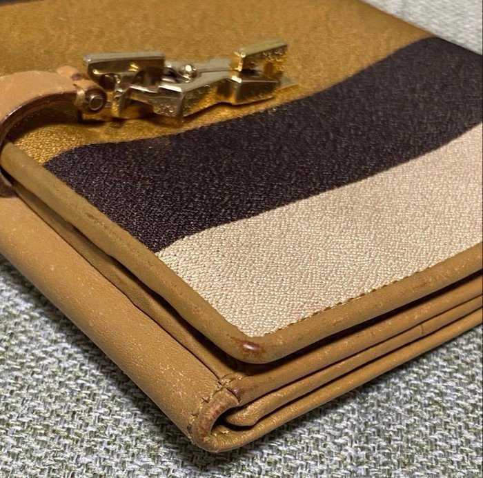 Gucci - Bi-fold wallet - Image 4