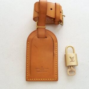 Louis Vuitton - Set for LV travel bag - Fashion accessories set