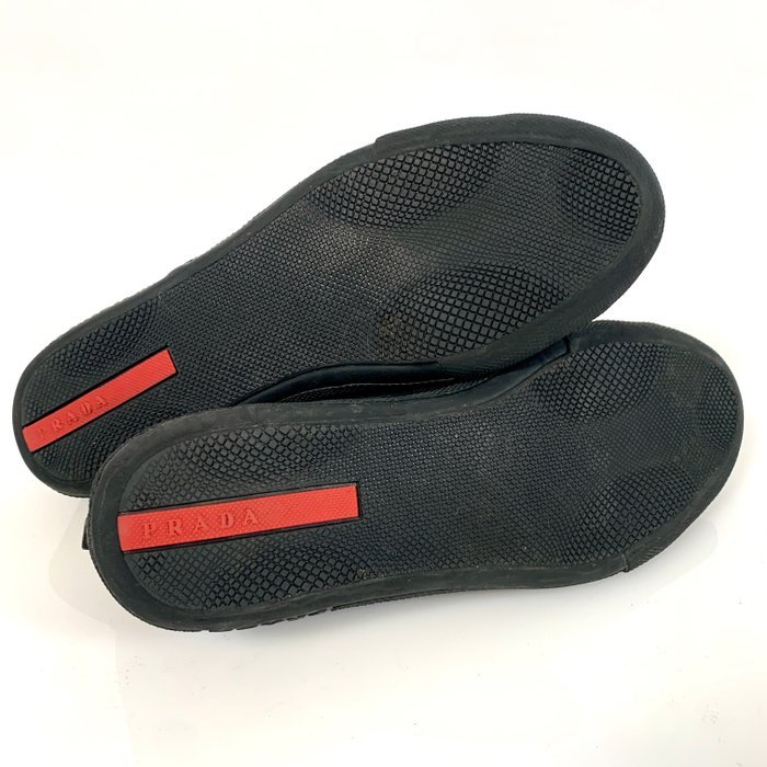 Prada Low-top Sneaker Black UK 7.5 - Sneakers - Size: EU 41.5 - Image 6