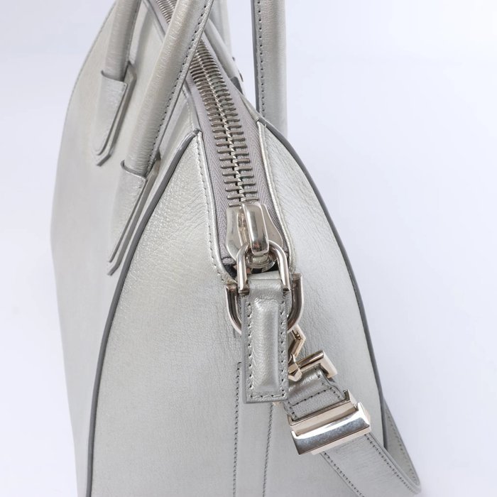 Givenchy - Antigona - Shoulder bag - Image 4