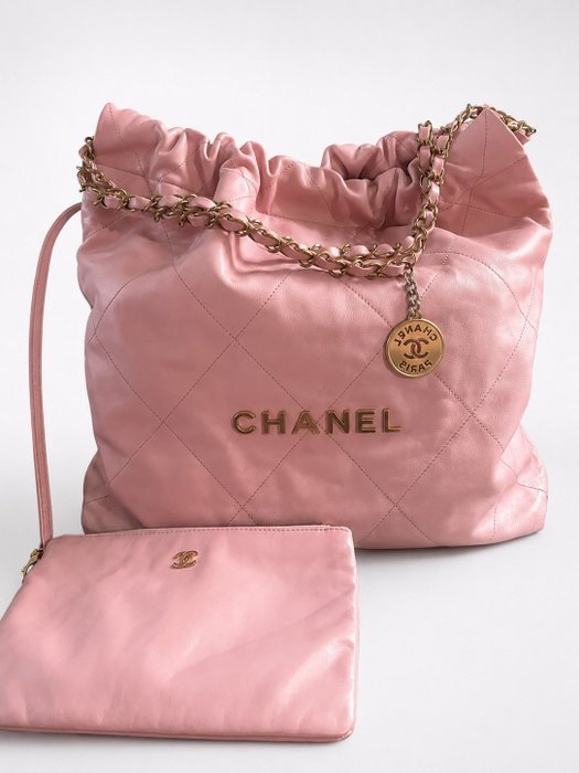 Chanel - 22 - Bag
