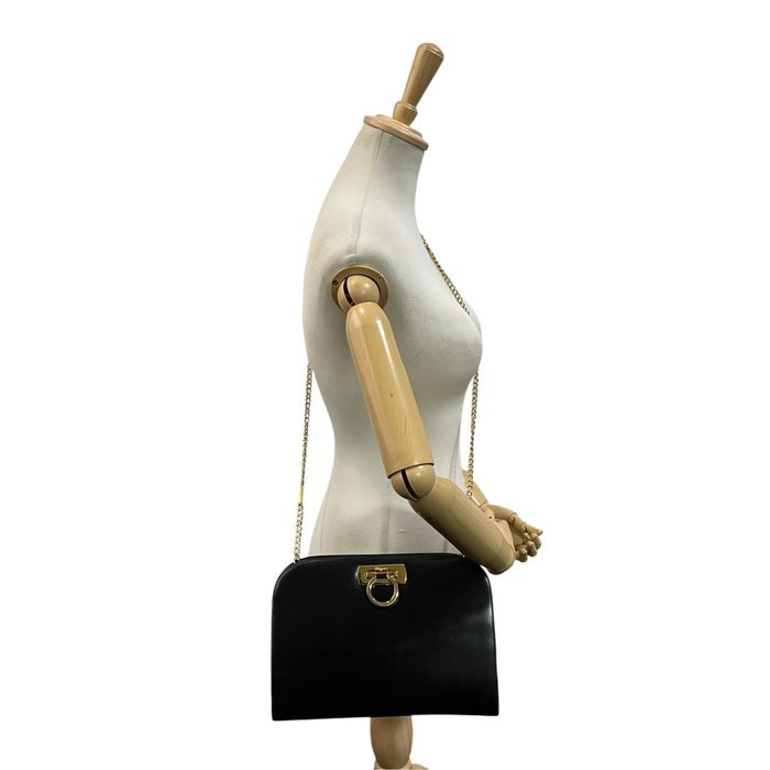 Salvatore Ferragamo - Salvatore Ferragamo Gancini Black Leather Chain Shoulder Bag - Shoulder bag - Image 4