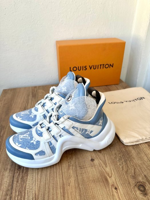 Louis Vuitton - Sneakers - Size: EU 38 - Image 3