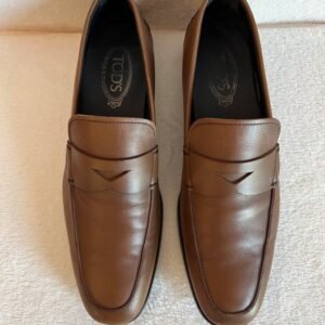 Tod's - Moccasins - Size: EU 42