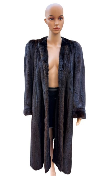 Artisan Furrier - Fur coat - Image 4