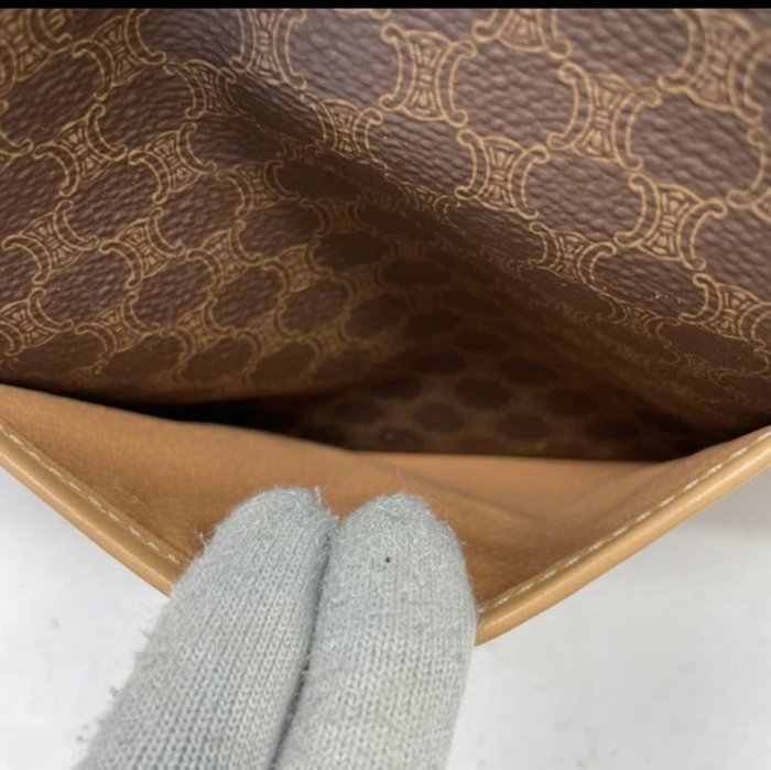 Céline - Handbag - Image 2