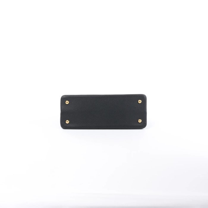 Louis Vuitton - Capucines - Handbag - Image 8