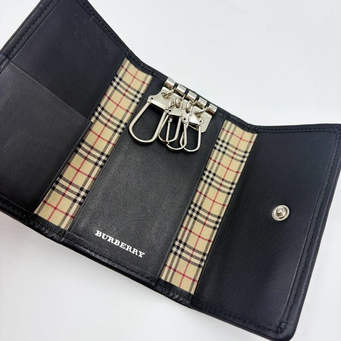 Burberry - Bi-fold wallet - Image 3