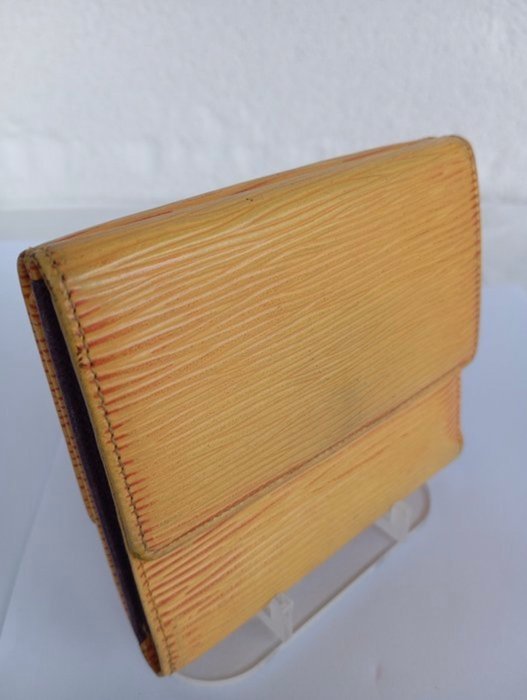 Louis Vuitton - Epi - Wallet - Image 7