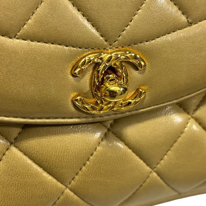 Chanel - Bijoux Tassel Camera Bag - Bag - Image 5