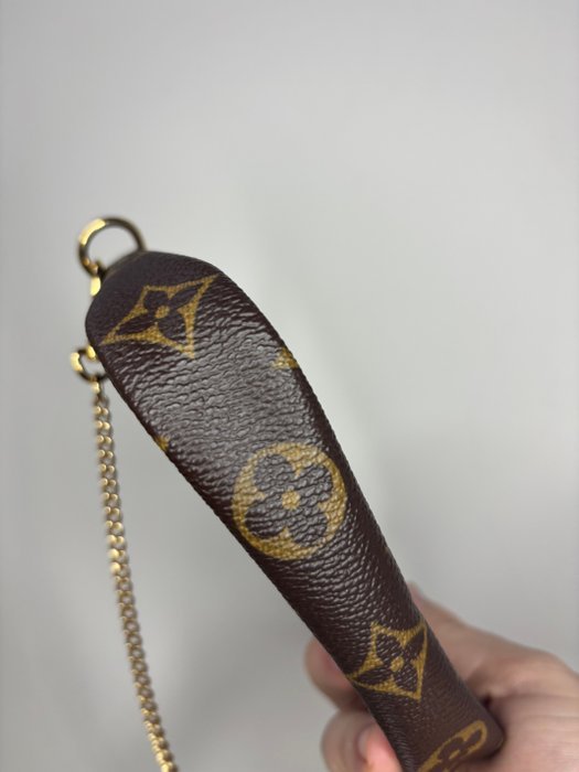 Louis Vuitton - Fashion accessories set - Image 5