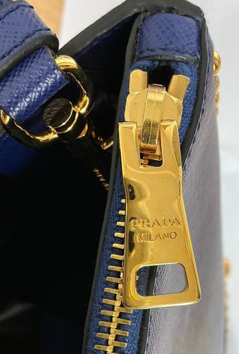 Prada - Crossbody bag - Image 7