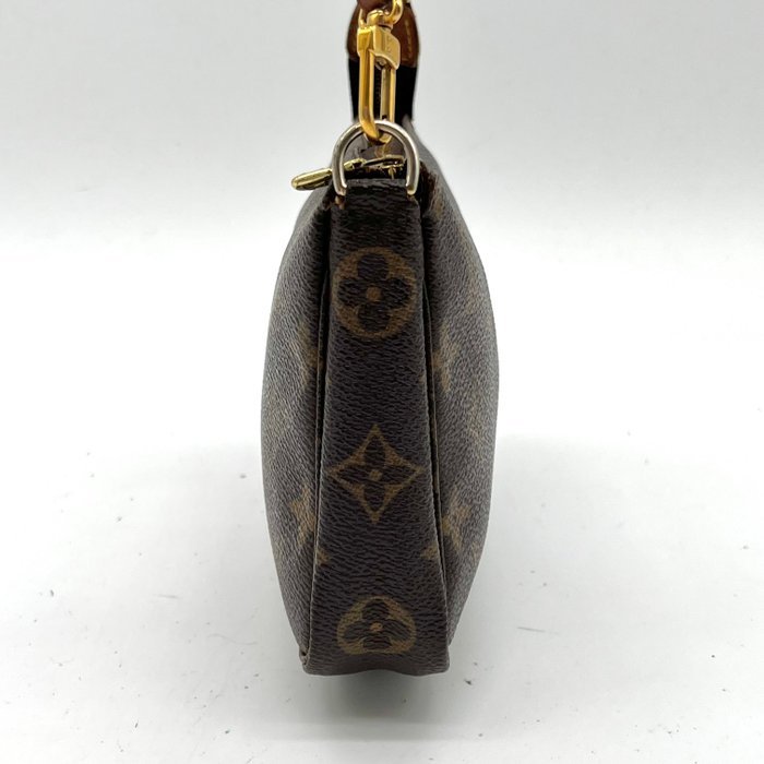 Louis Vuitton - Pochette Accessoires - Handbag - Image 4