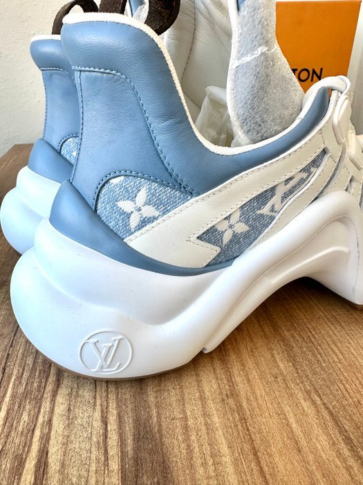 Louis Vuitton - Sneakers - Size: EU 38 - Image 5